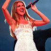 Céline Dion en una actuación en 1999.