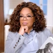 Oprah durante una entrevista en una foto antigua.