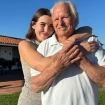 Alba Díaz y su abuelo, Manuel Benítez 'El Cordobés'.