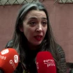 Marta, hermana de Mario Vaquerizo, hablando con la prensa.