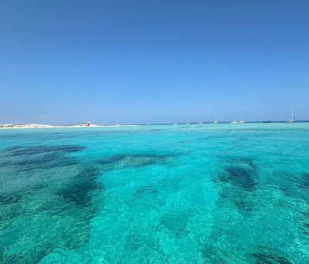 Albert Rivera con su novia en Formentera 2