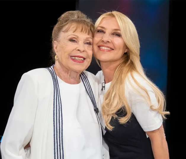 Gemma Cuervo junto a su hija Cayetana Guillén Cuervo.