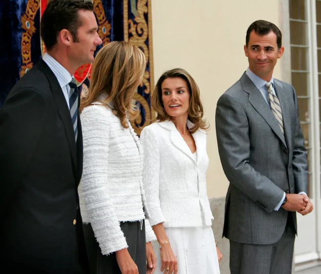 Felipe y Letizia en una foto de hace años junto a la infanta Cristina y a Iñaki Urdangarín.