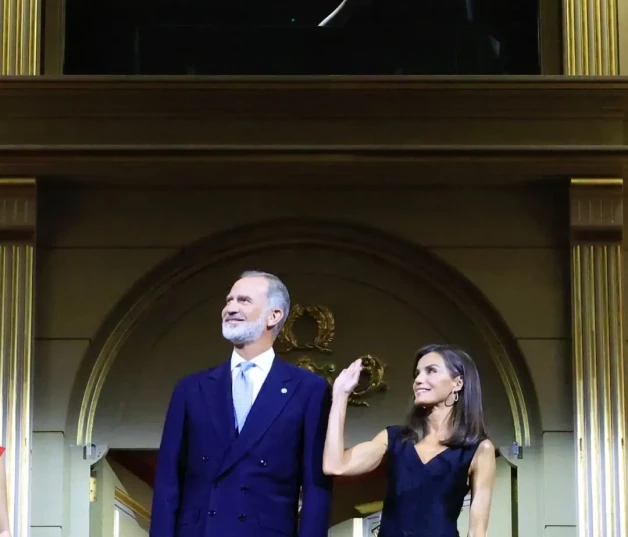 Los Reyes inaugurando la temporada del Teatro Real.