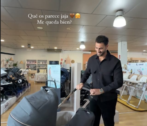 Asraf Beno presume del carrito de su futuro bebé con Isa Pantoja