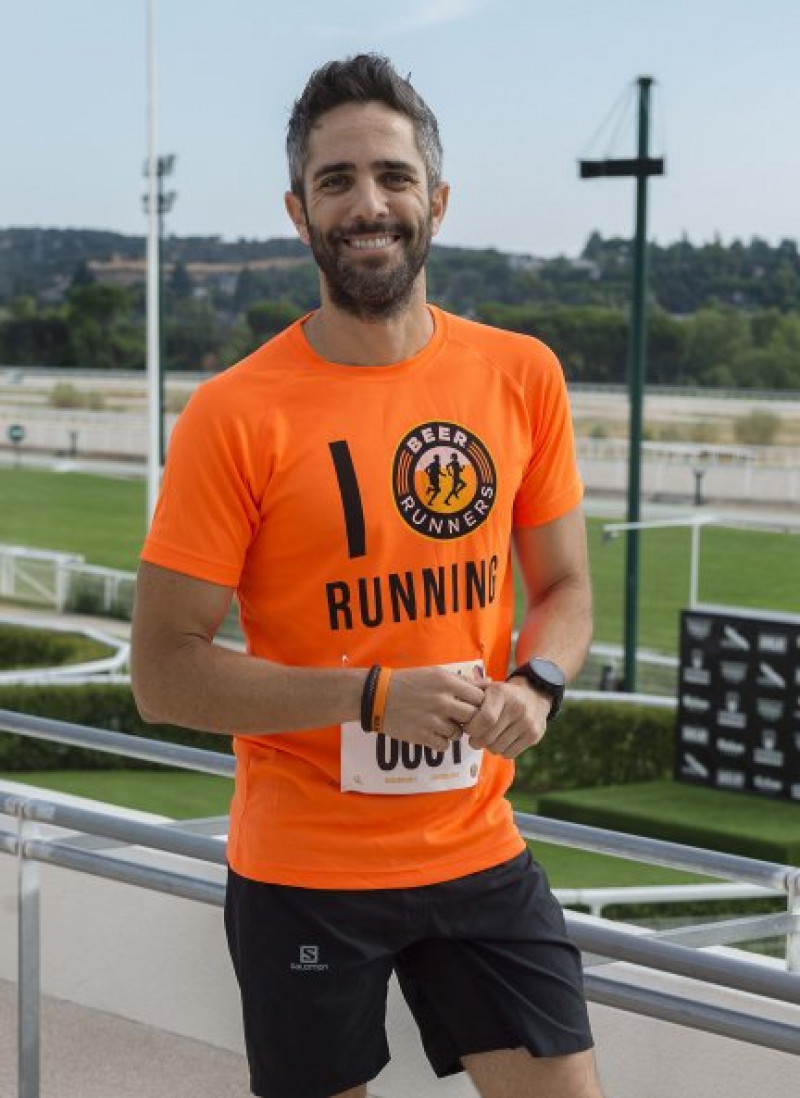 Roberto es un «runner» al que le encanta correr por causas solidarias.