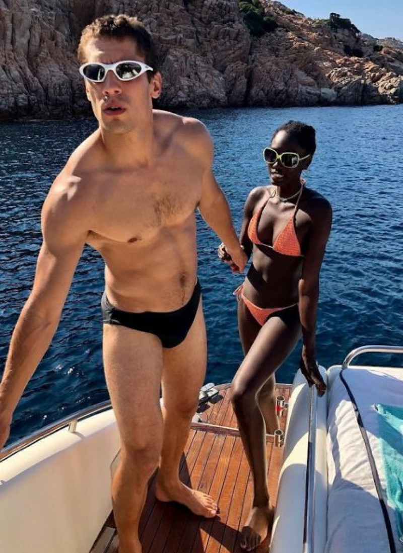 El actor y su chica, este verano.