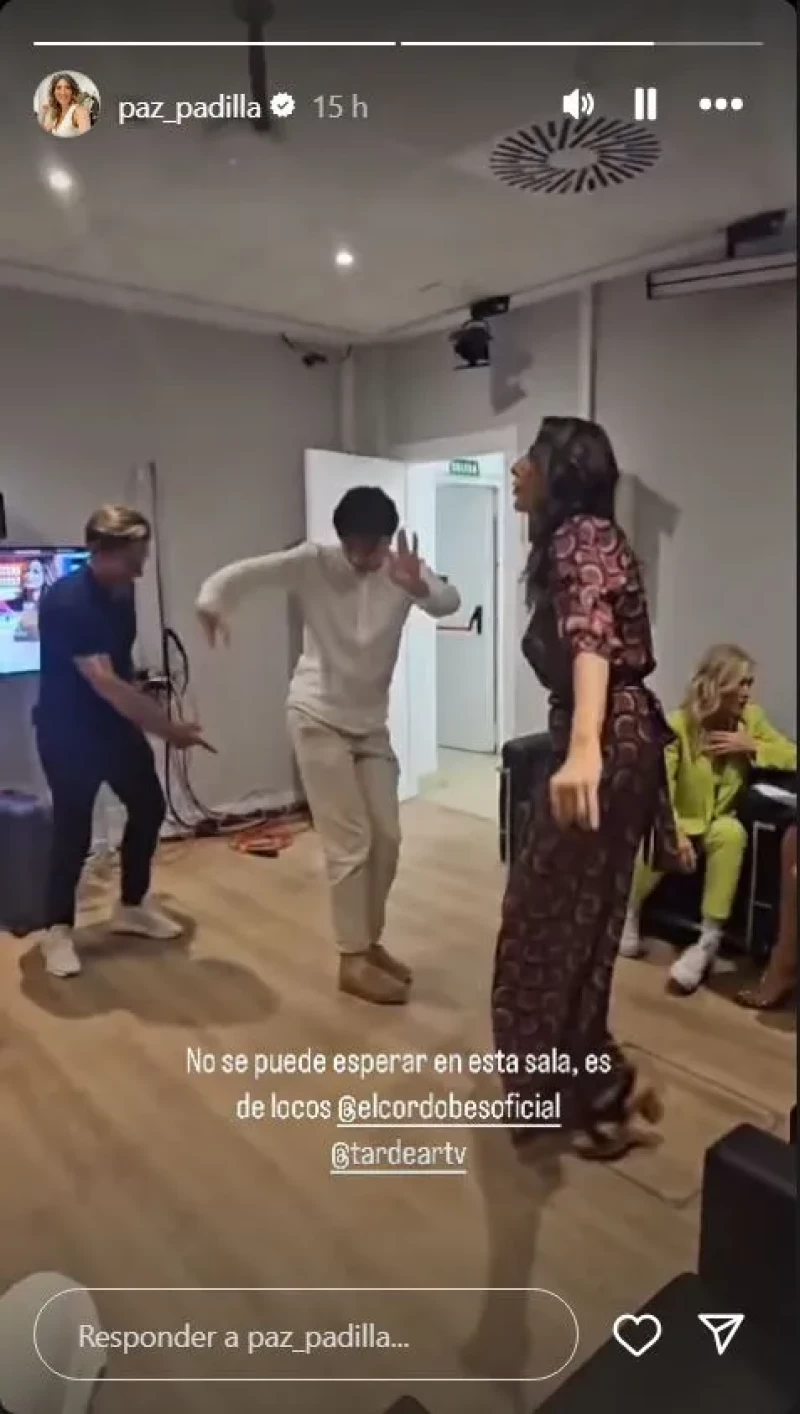 Paz Padilla y Manuel Díaz bailando.