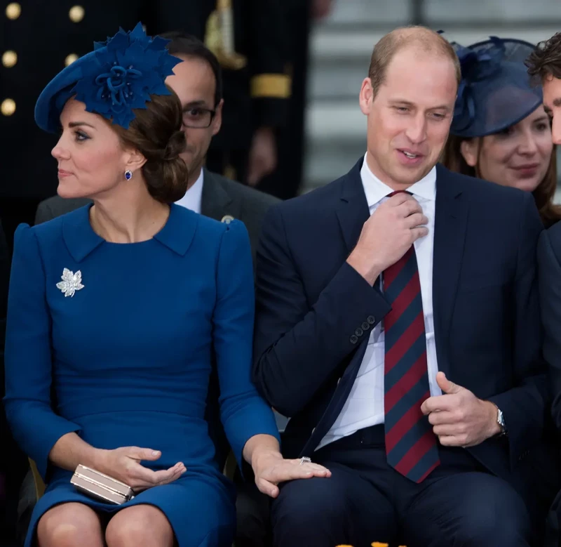 Kate y Guillermo en una muestra de afecto en público