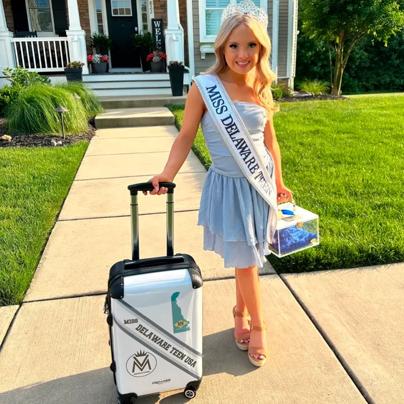 Kaya Kosmalski miss delaware