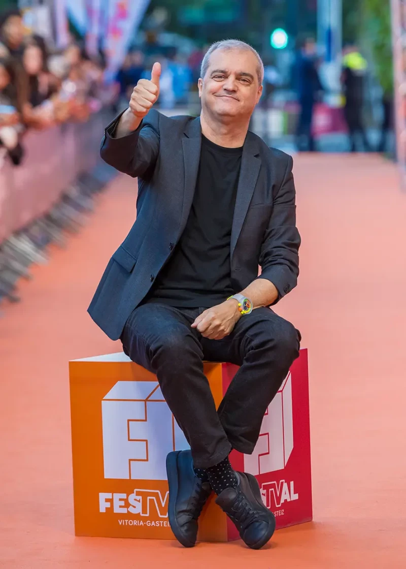 Ramón García posando en la alfombra del FesTVal