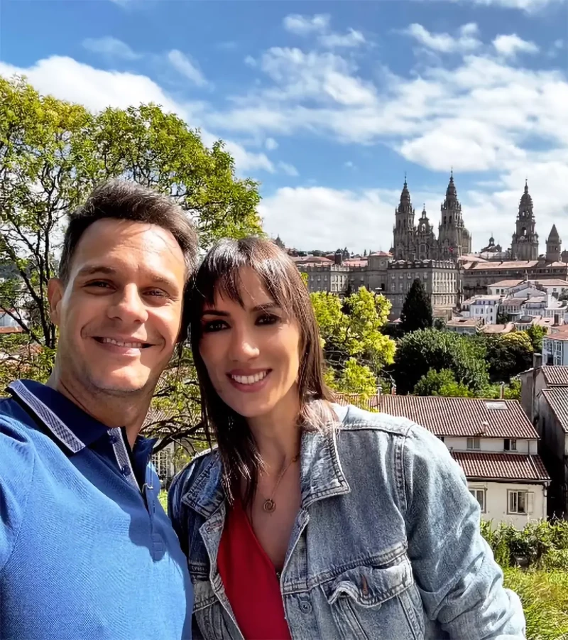 Christian Gálvez con su pareja Patricia Pardo