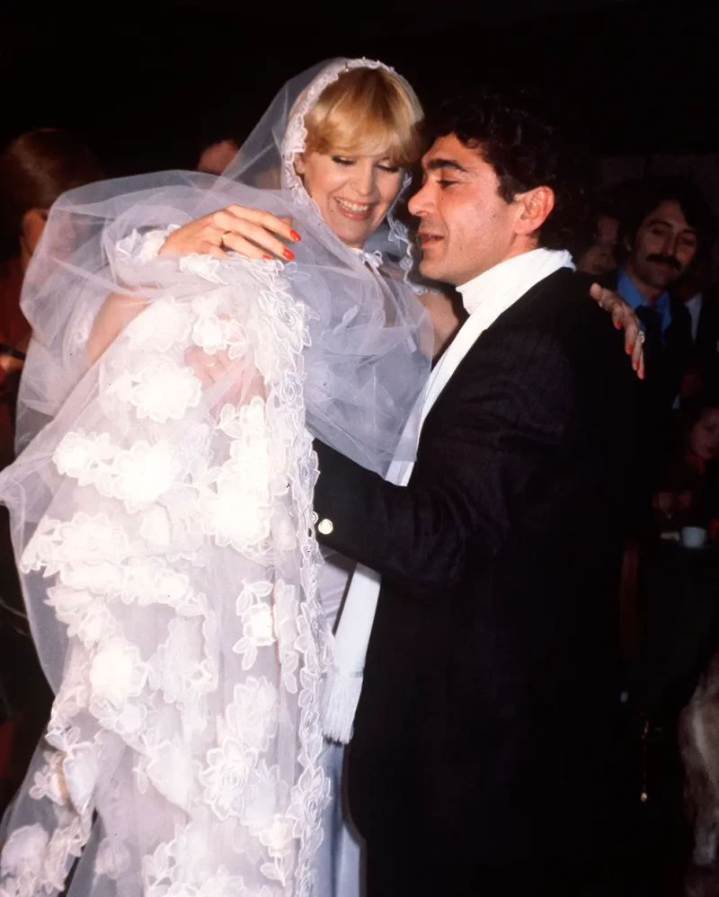 Bárbara Rey el día de su boda, en 1980, con el domador Ángel Cristo.