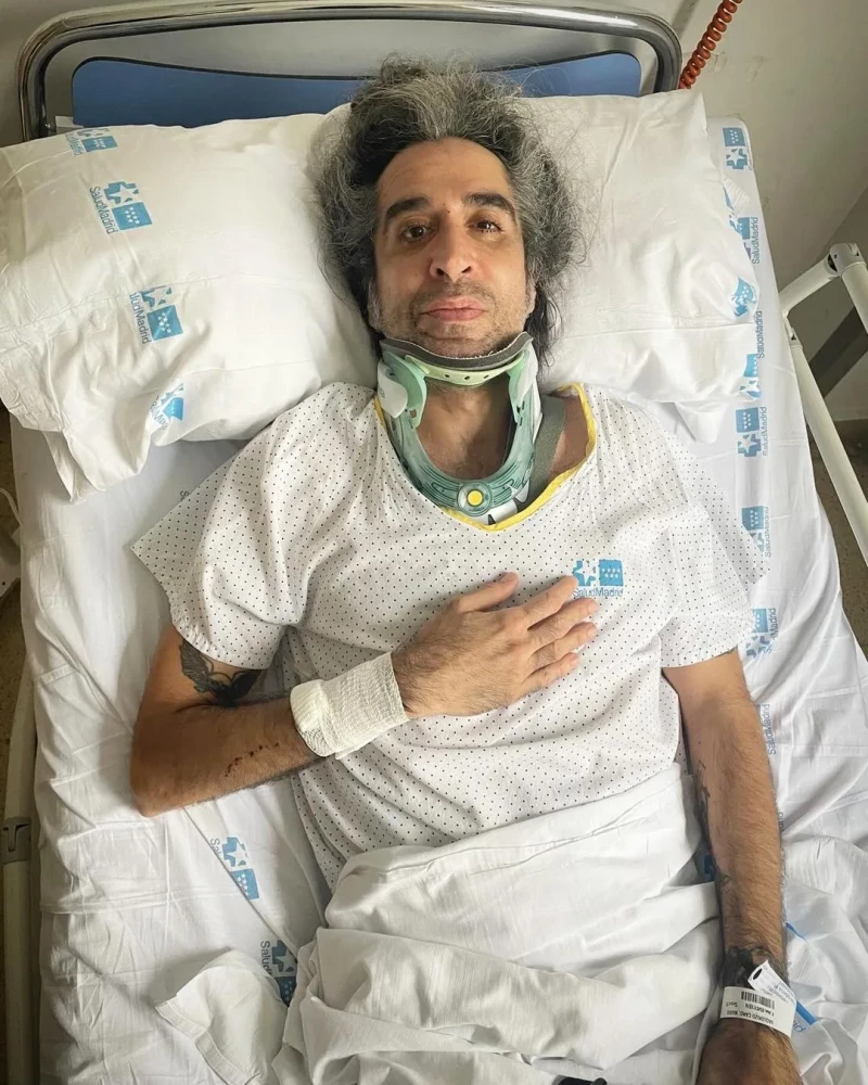 Mario Vaquerizo en el hospital tras su accidente