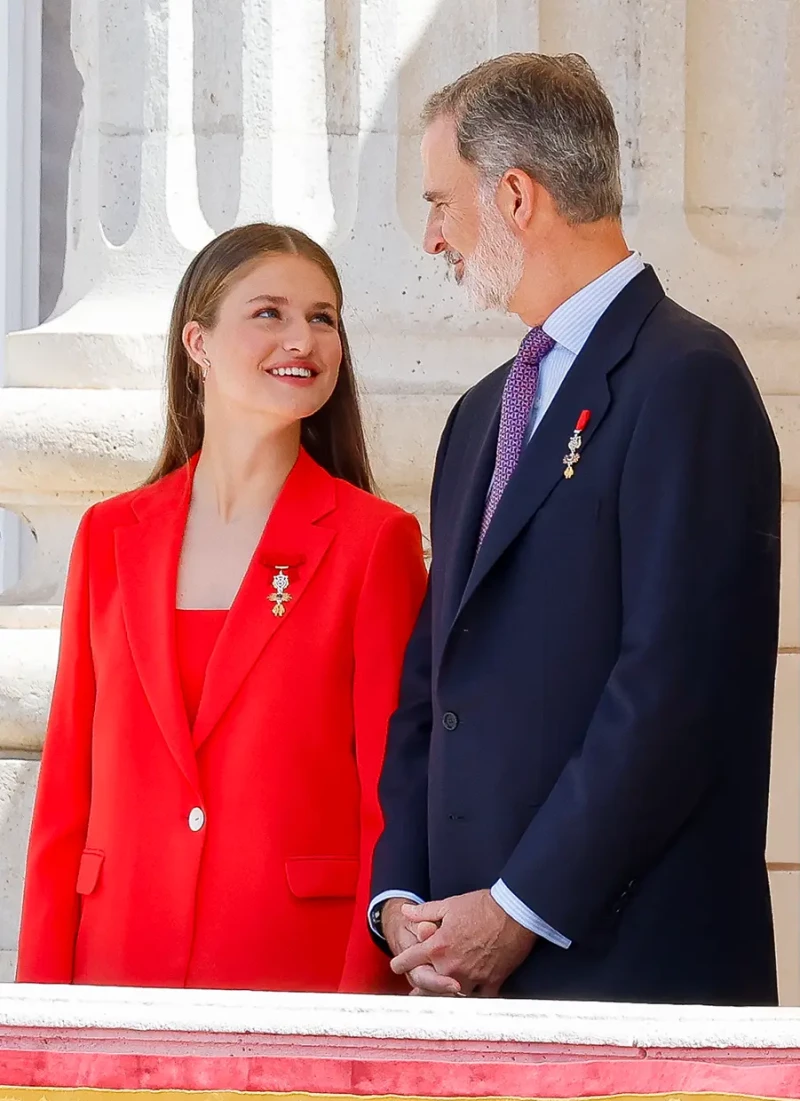 La princesa Leonor y el rey Felipe.