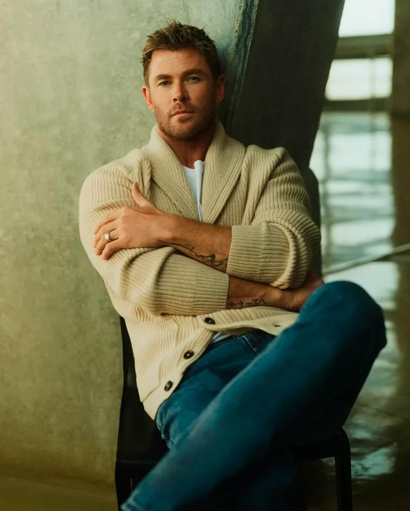 Chris Hemsworth.