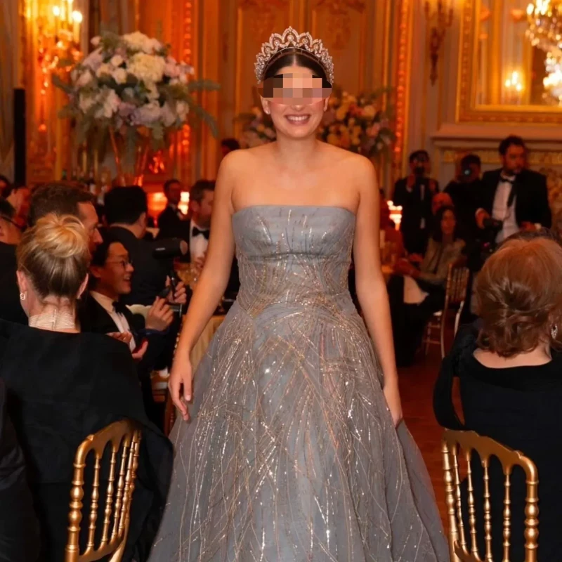 Eugenia, la hija de Luis Alfonso de Borbón y Margarita Vargas, en Le Bal.