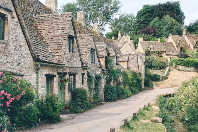 Un precioso pueblo de la zona donde vivirán Elle DeGneres y Portia De Rossi.