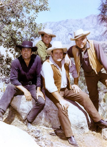 Su primera serie fue "Bonanza".