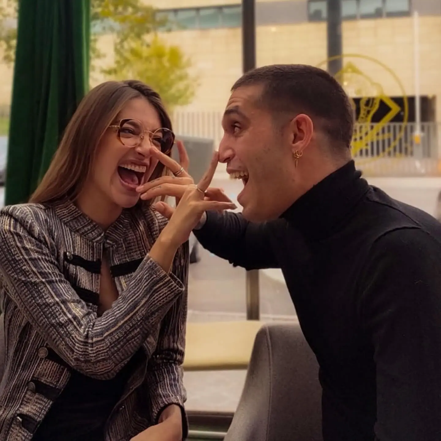 Ana Guerra y Víctor Elías en una foto de pareja de redes.