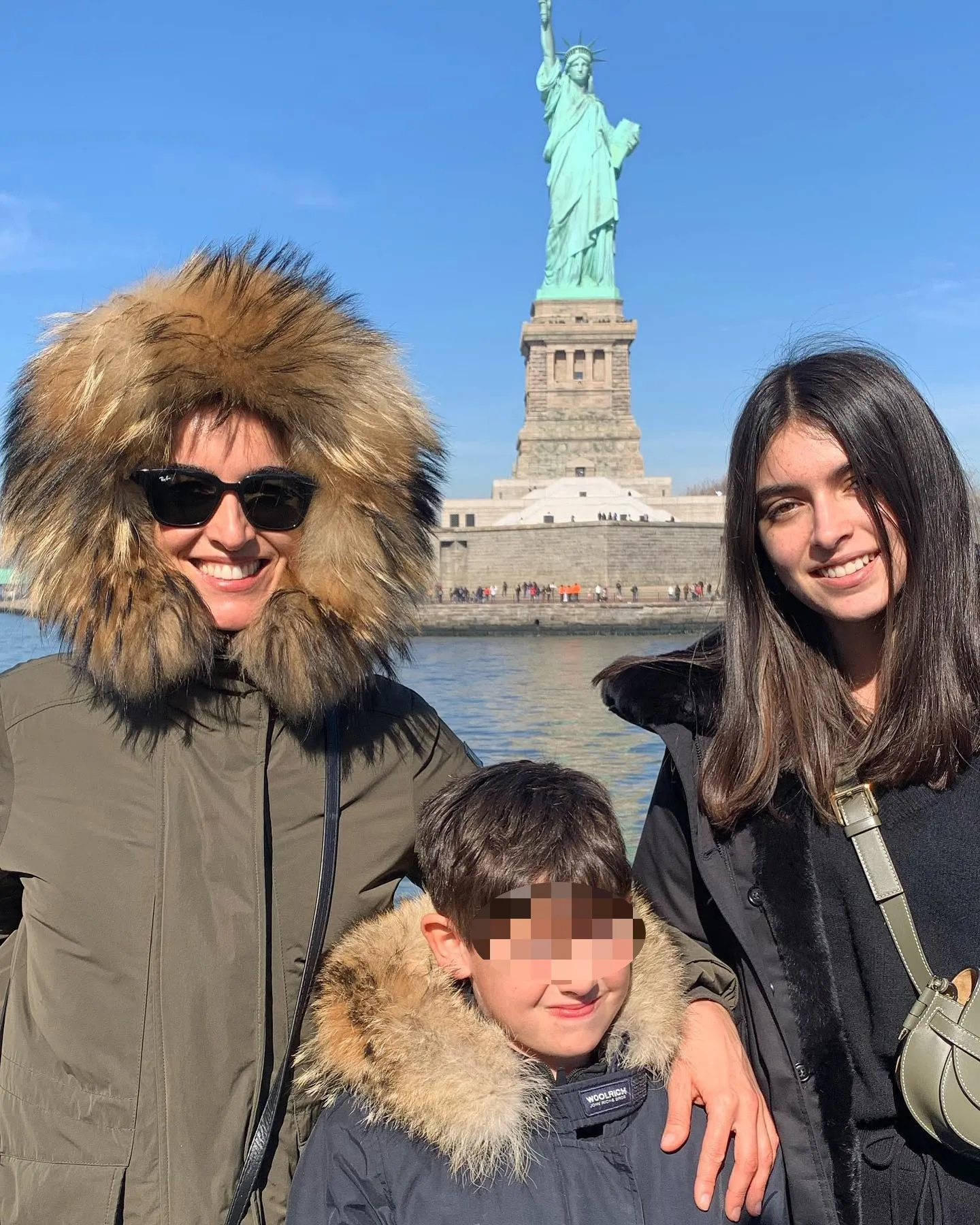 Blanca Romero, feliz con sus dos hijos.