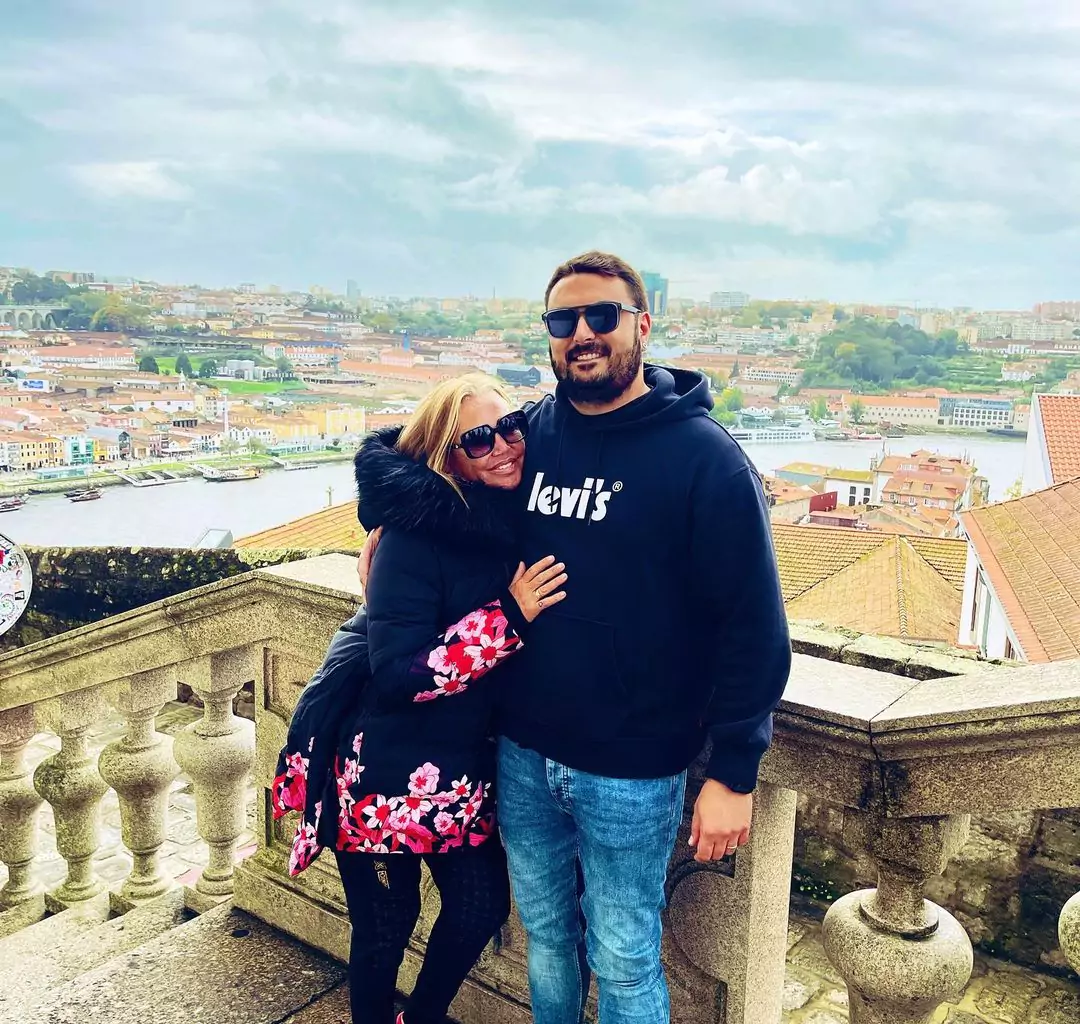 Belén Esteban y Miguel Marcos durante su escapada a Oporto (Instagram: @belenestebanmenendez)