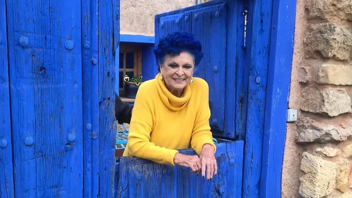 lucia-bose-en-su-casa-azul