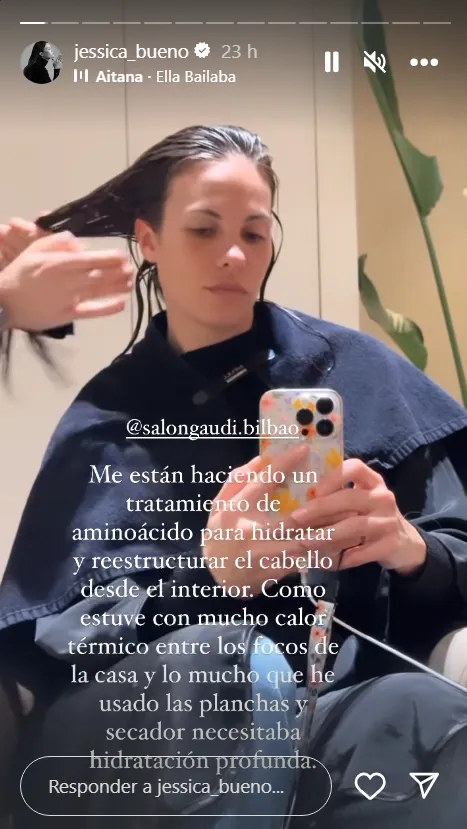 La primera parada de Jessica Bueno ha sido en la peluquería (Instagram)