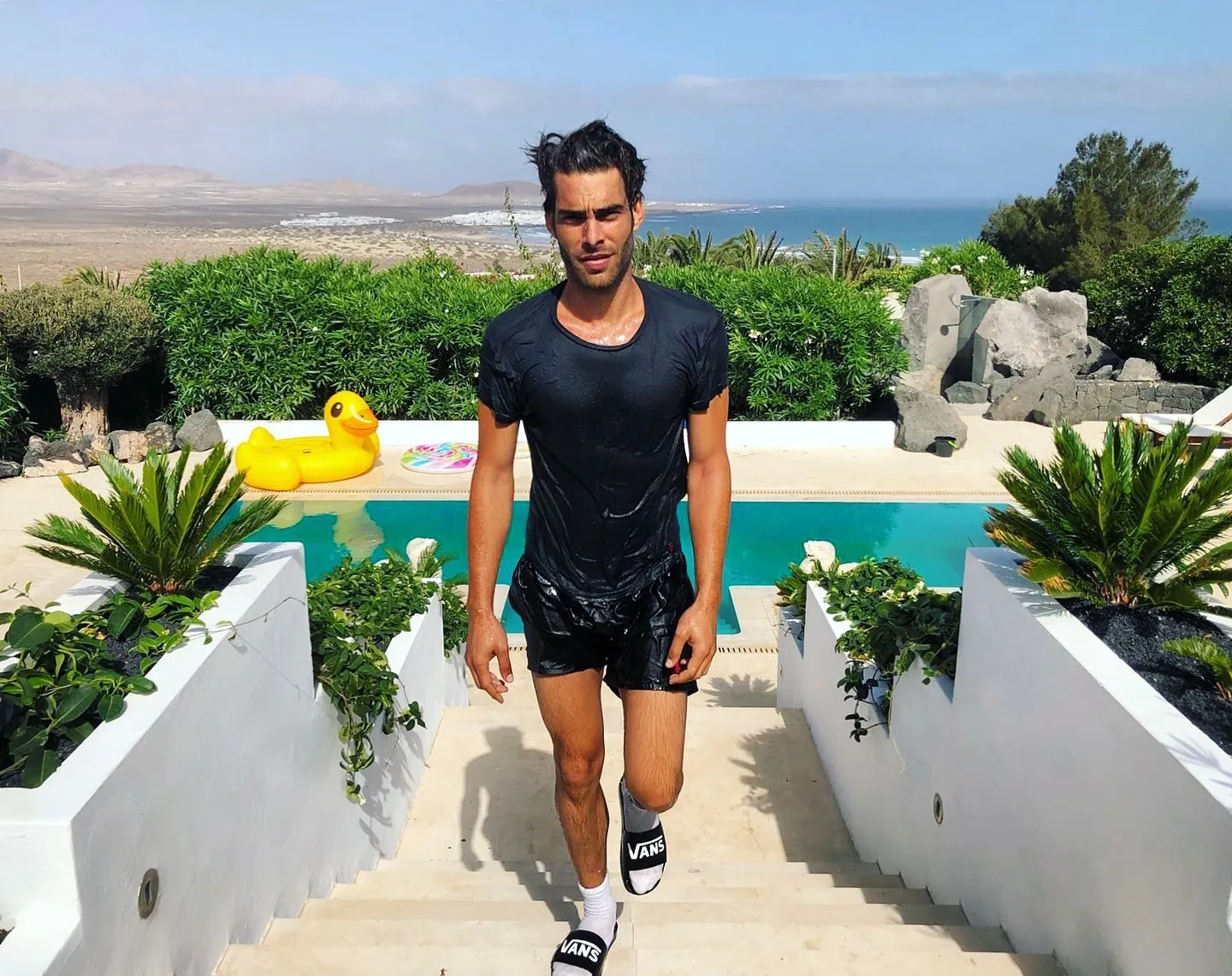 Jon Kortajarena, en su casa de Lanzarote.