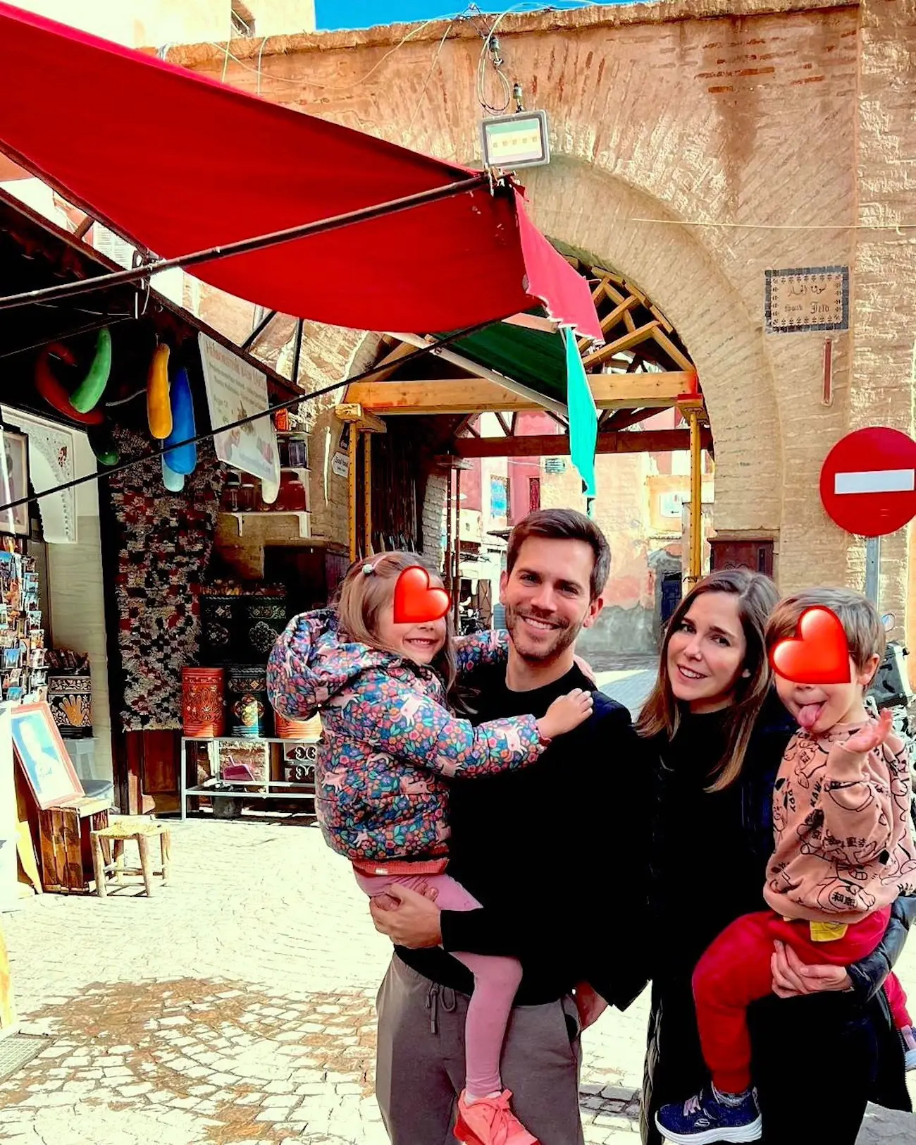 Marc Clotet con mujer e hijos