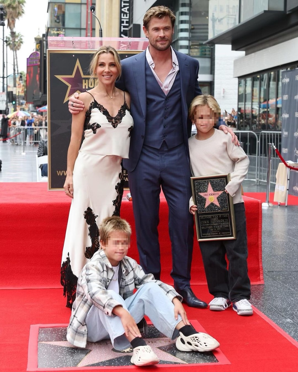 Elsa Pataky y Chris Hemsworth  con sus hijos