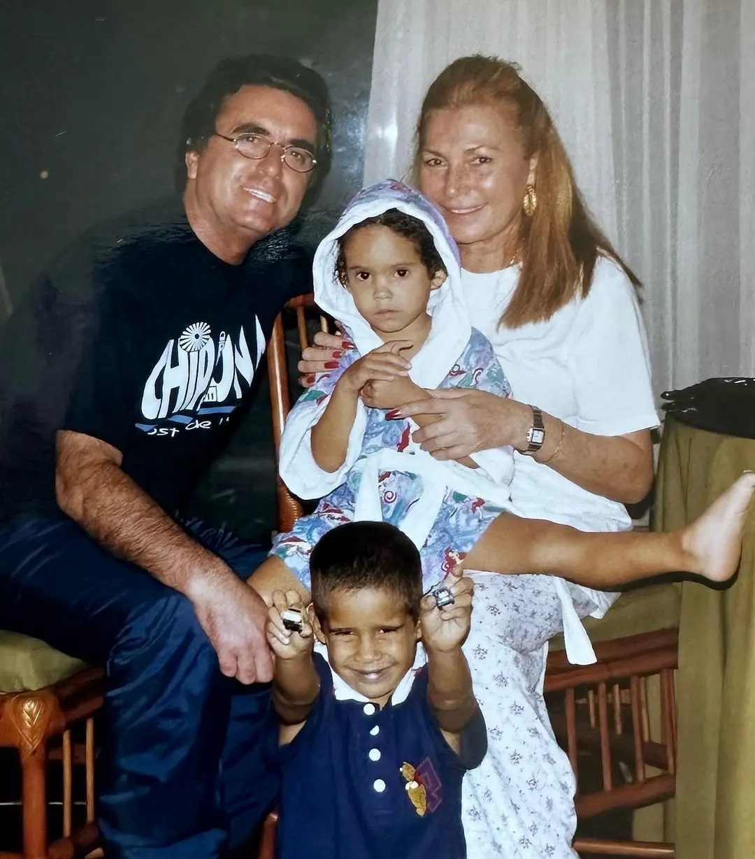 Gloria Camila fotos familia padre madre hermano - Rocío Jurado - Ortega Cano -