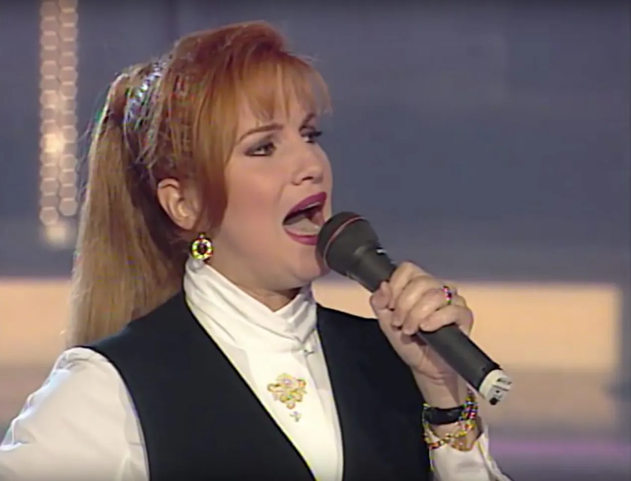 Lucía Galán, de Pimpinela.