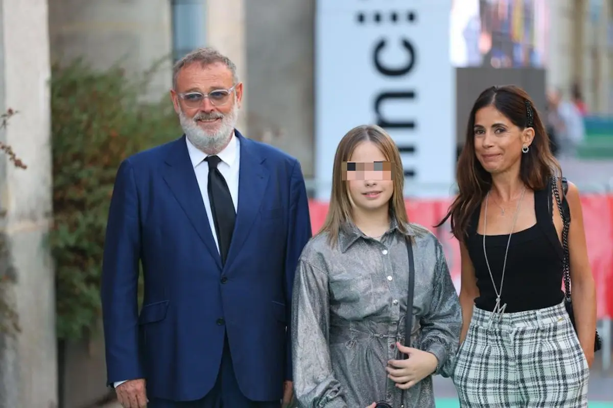 Pablo Carbonell mujer e hija