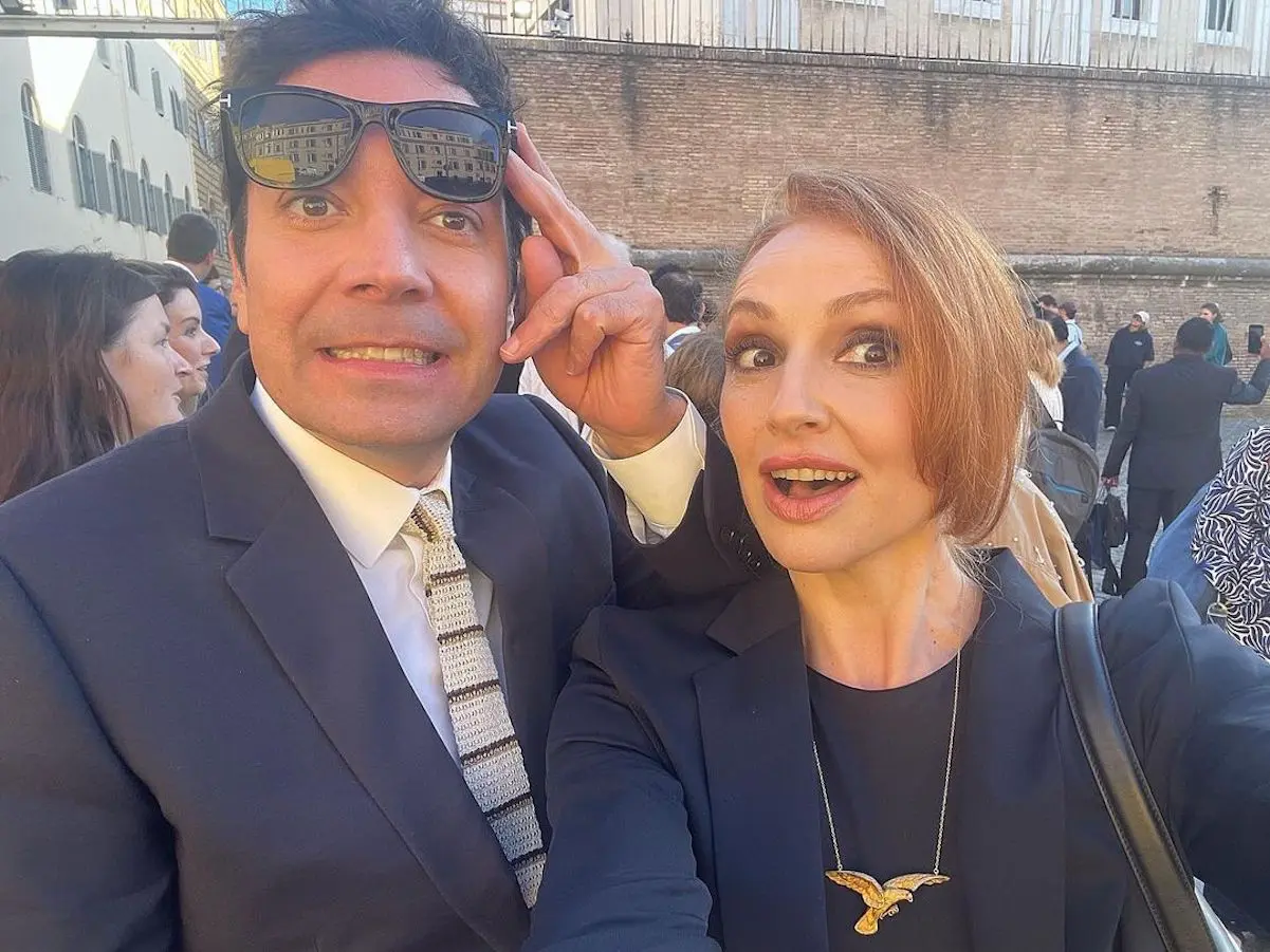 Cristina Castaño con Jimmy Fallon