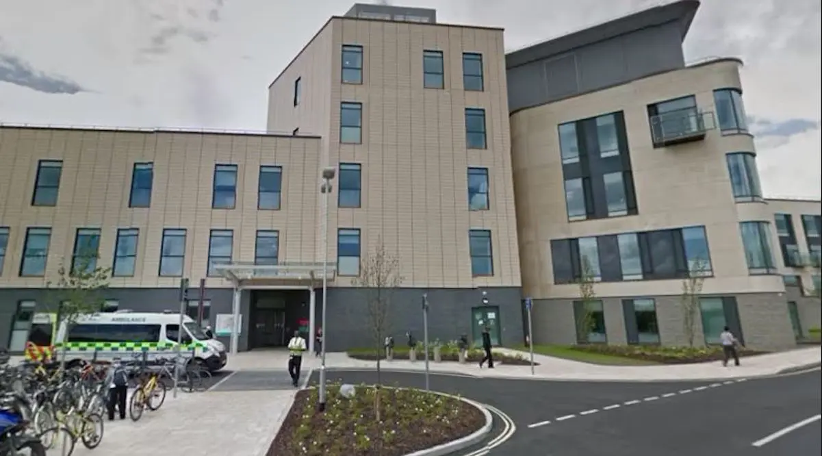 HOSPITAL SOUTHMEAD Ana de Inglaterra