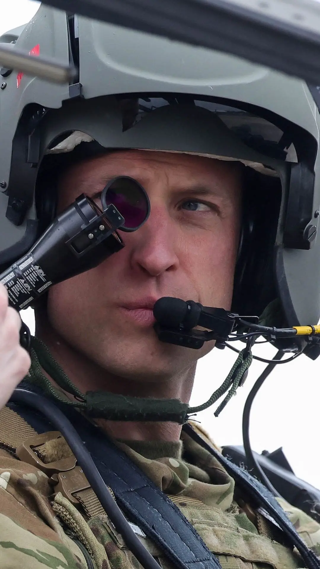 El duque de Gales aprendió a pilotar durante su formación militar.