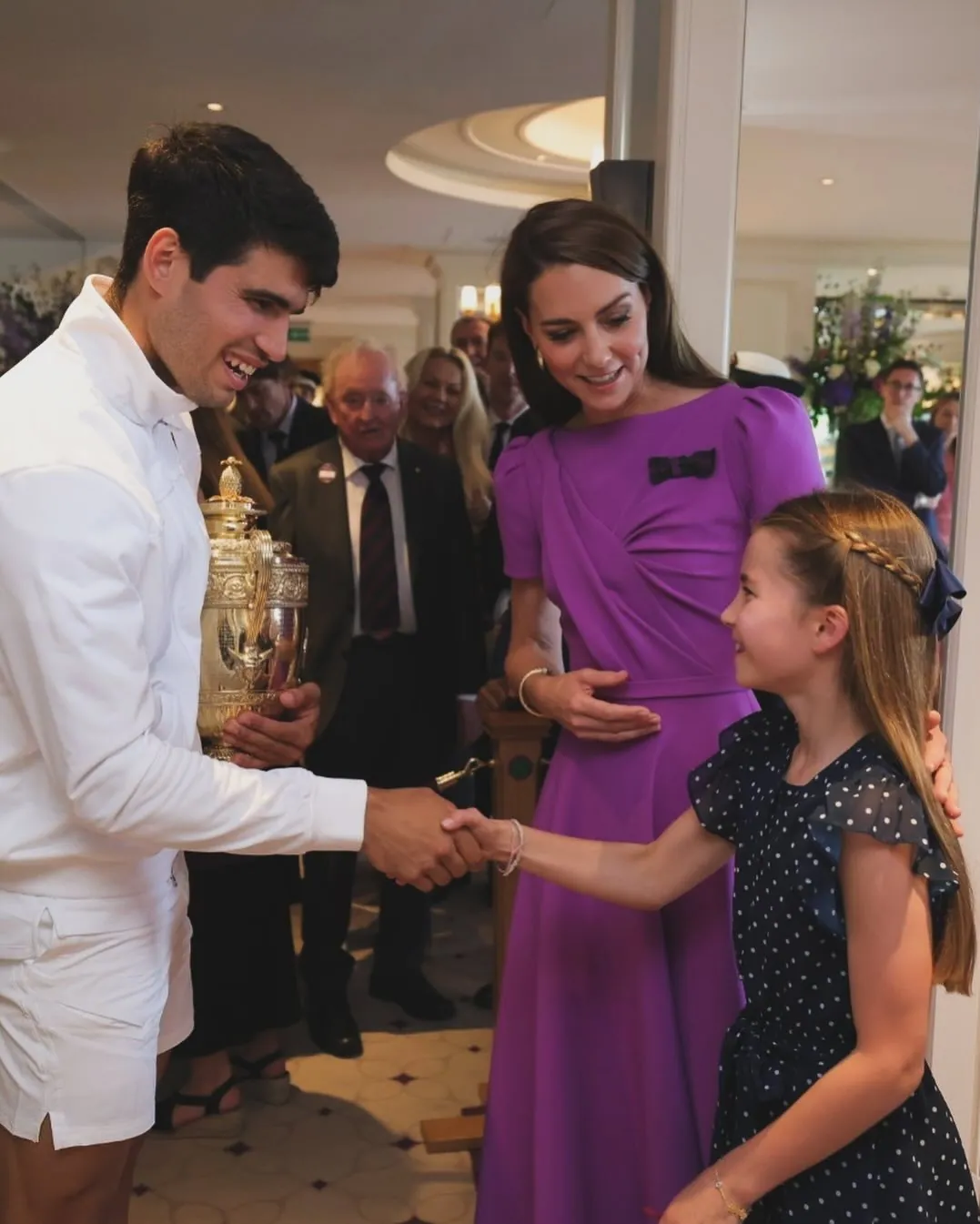 Charlotte estaba muy emocionada de conocer a los tenistas.