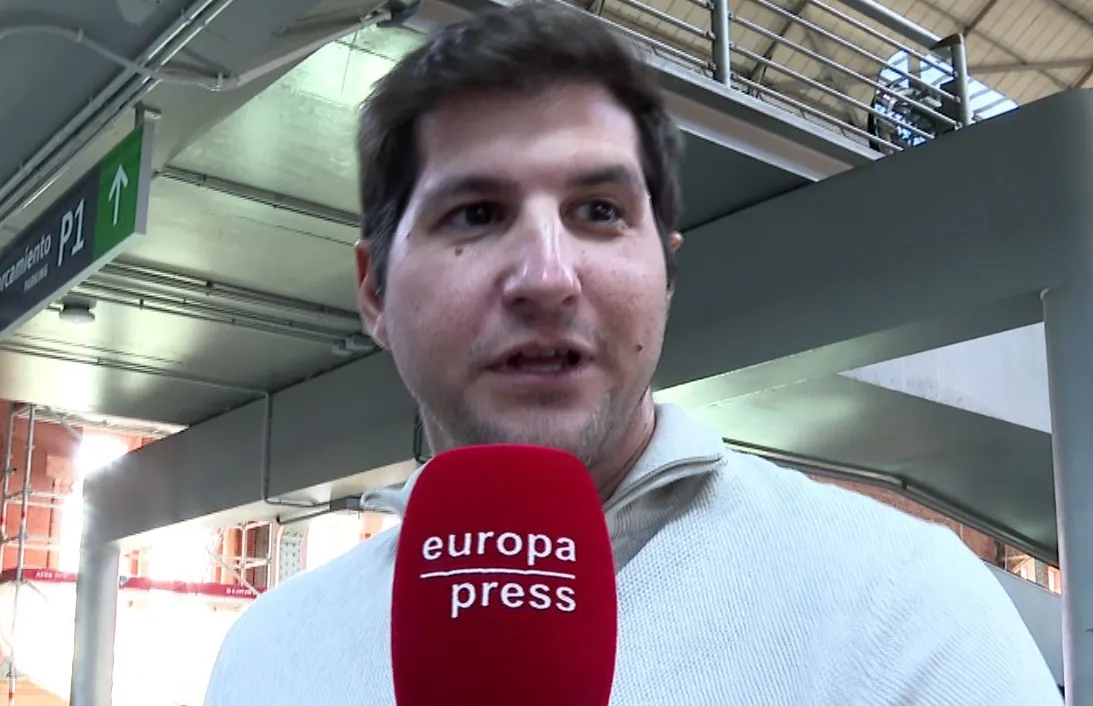 Julián Contreras ha respondido a las preguntas de Europa Press sobre sus hermanos.