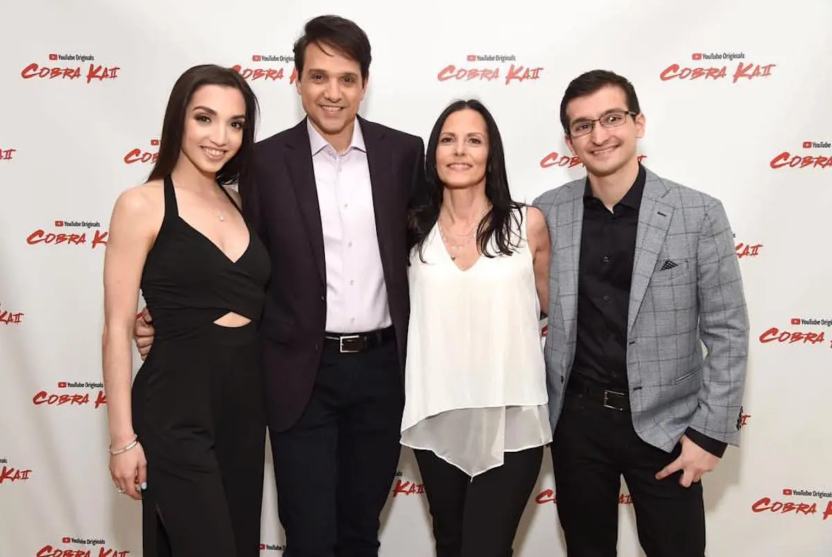 RALPH MACCHIO con su familia