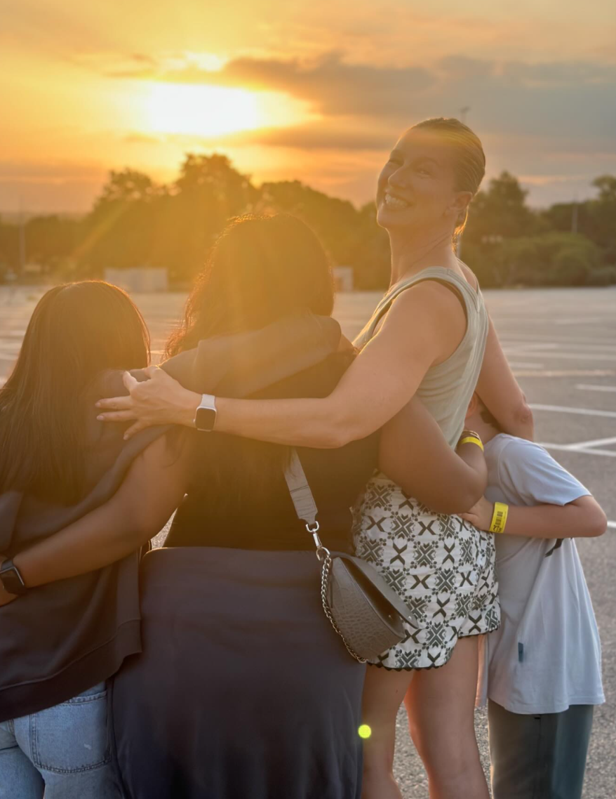 La familia ha disfrutado de uno de los últimos atardeceres de julio.