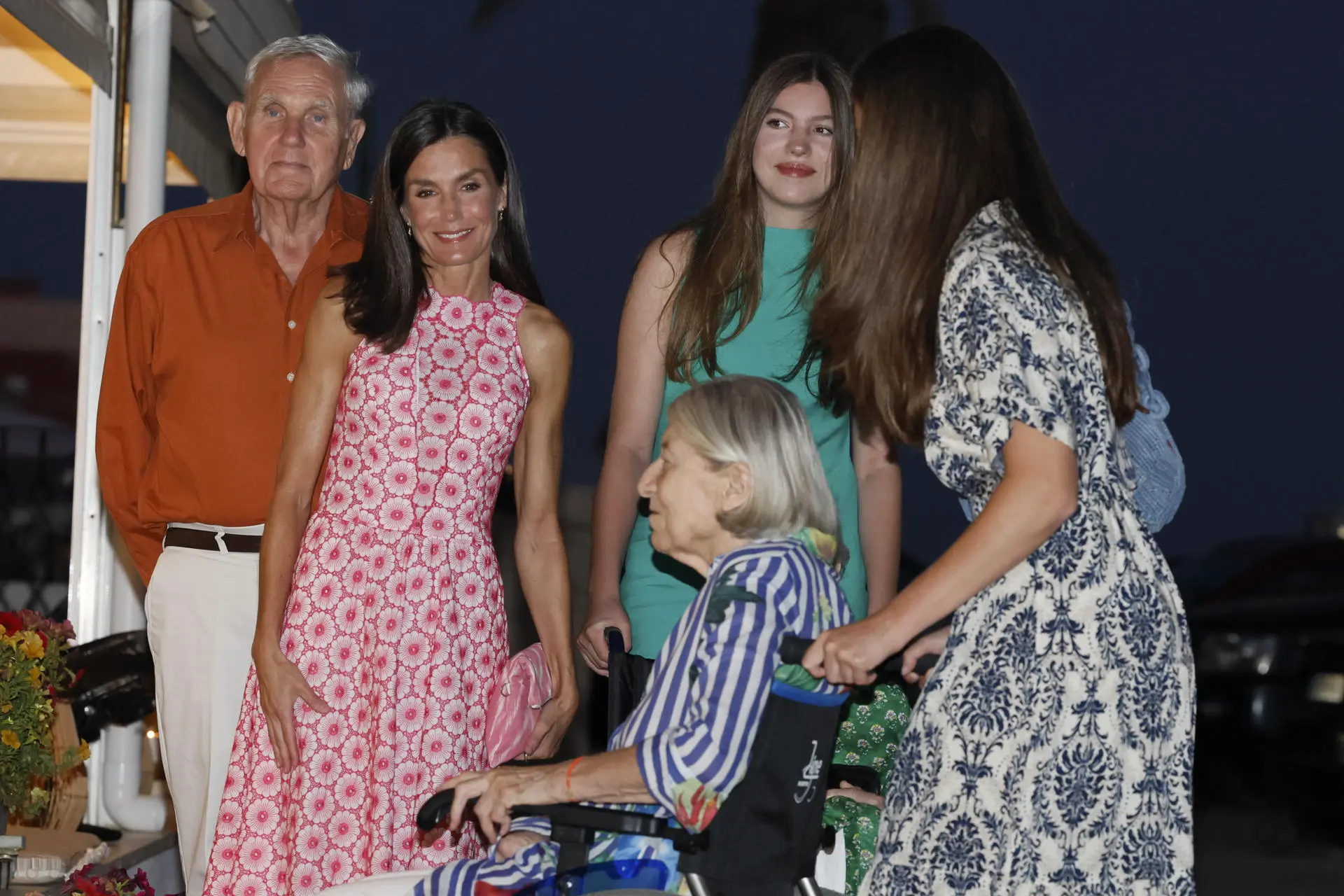 Familia Real posado verano Mallorca 2024 - Felipe VI - Reina Letizia - Infanta Sofía - Reina Sofía - Princesa Leonor