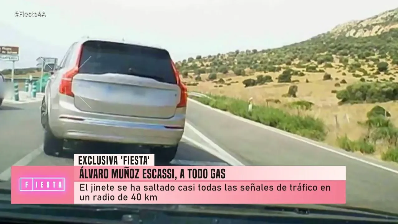 El coche de Álvaro Muñoz Escassi.