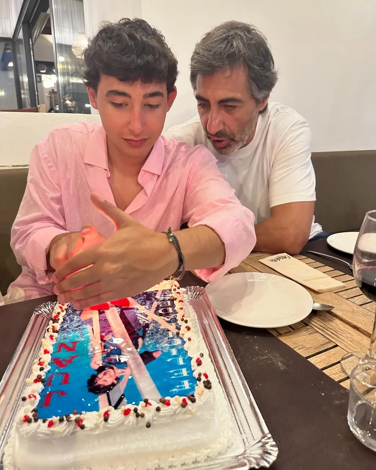 juan del val con hijo aniversario