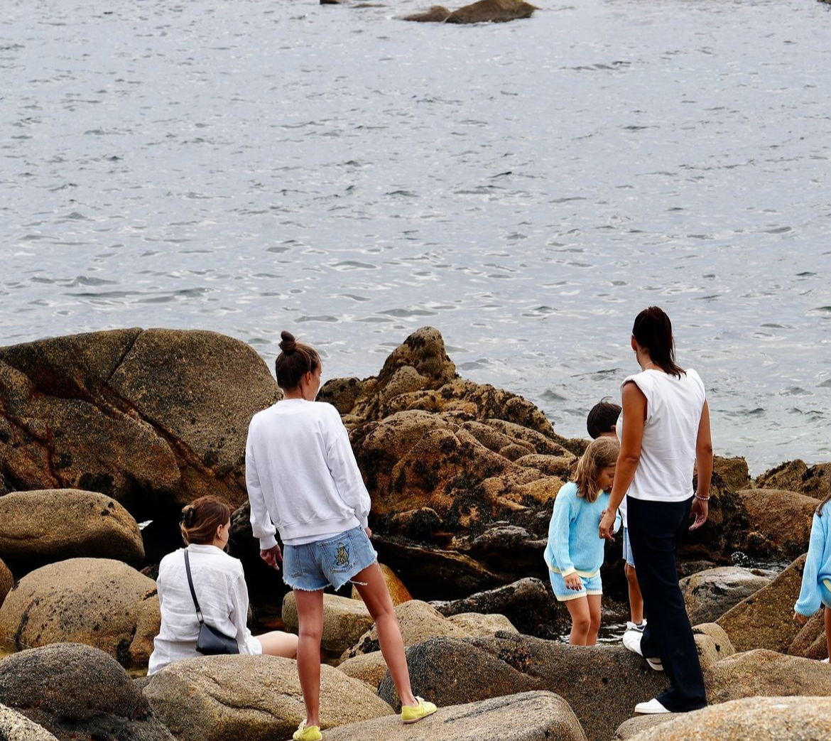 La pareja ha disfrutado junto a un grupo de amigos de unos días en Galicia.