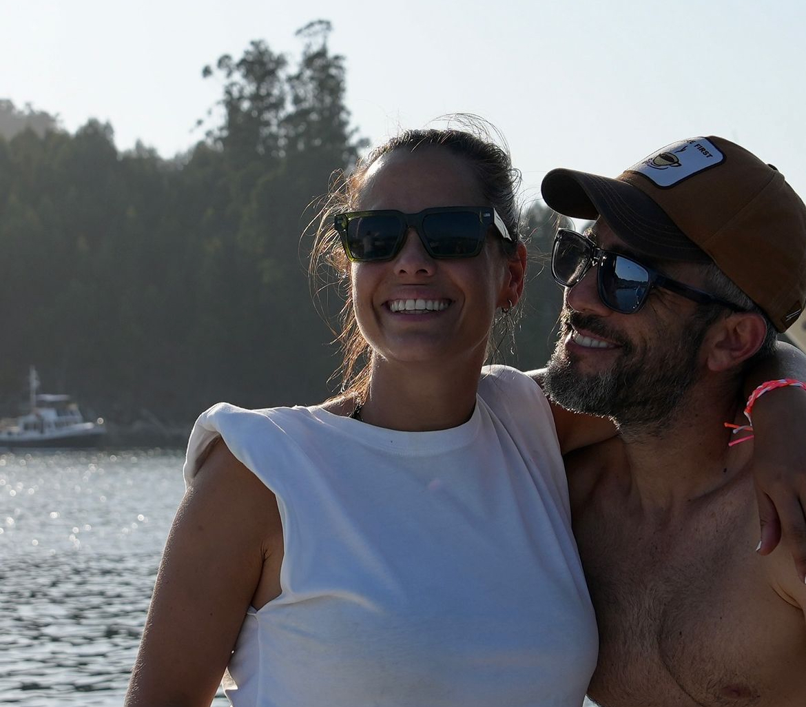 La pareja se ha mostrado más que feliz durante estos días.