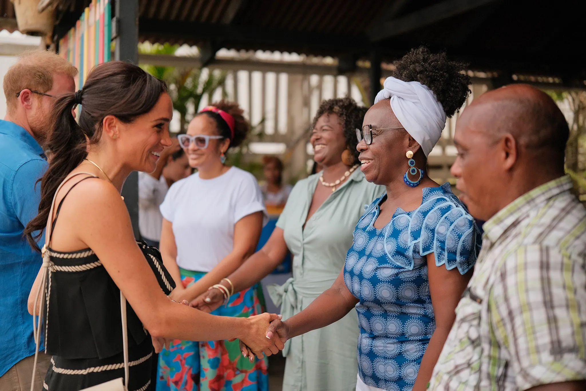 Meghan muy interesada en los jóvenes y los pueblos étnicos de Colombia.