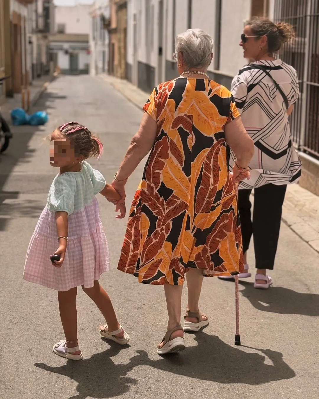 Toñi ha escogido Sanlúcar de Barrameda para pasar el verano junto a su familia.