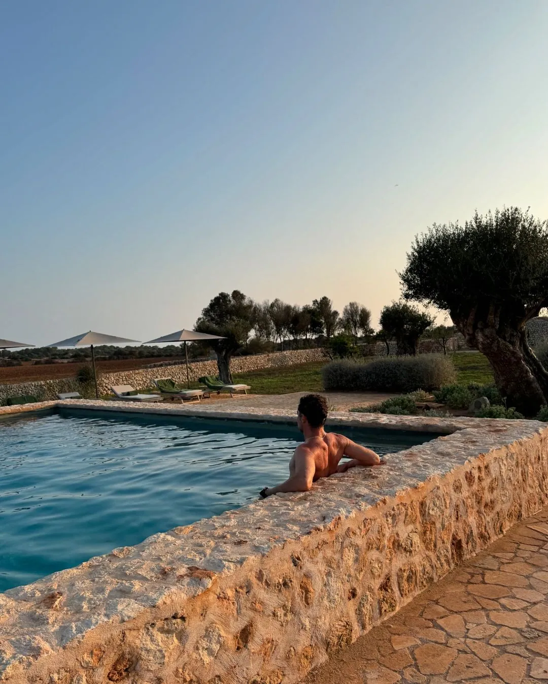 Relax en la piscina.