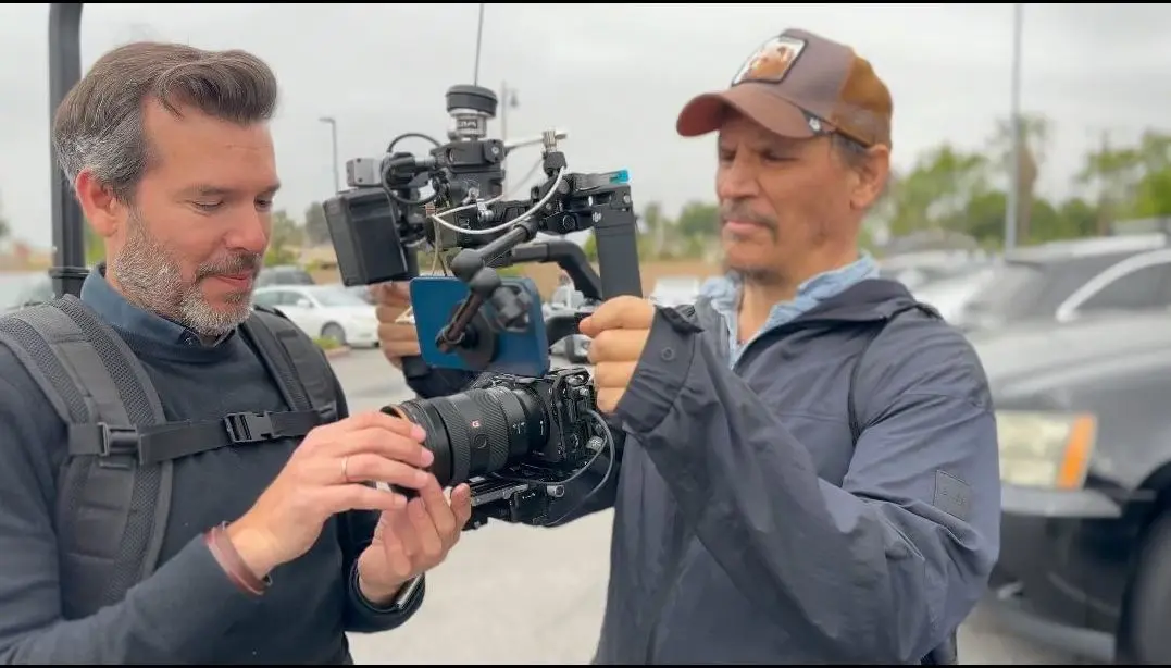 El director hará un documental sobre su experiencia luchando contra el cáncer.